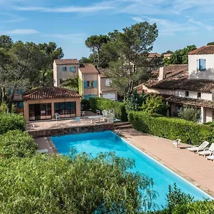 https://appartement-le-poisson-bleu.fr-provencehotel.com