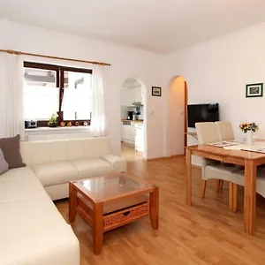 Ferienwohnung Amethyst Apartment